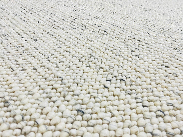 Pebbles Cherry Ice Ivory white Grey Hand-Woven wool Rug