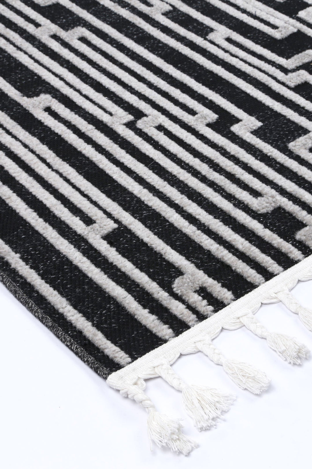 Ares Arcadia Geomteric Black and White Rug