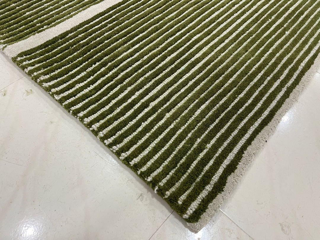 Viper Modern Rug 100% Wool Green Hand Tufted Rug