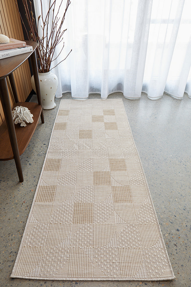 Patio Selin Natural Runner Rug