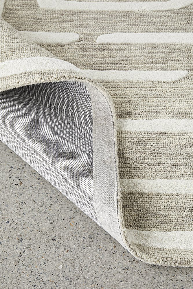 SUMMIT MAZE LINEN - Luxurious Rugs