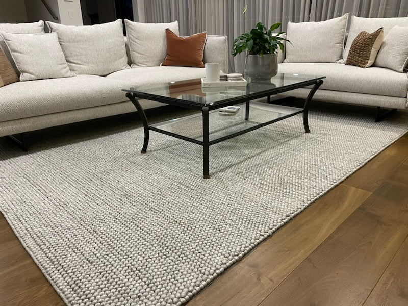 Nirvana Silver Hand Woven Wool and Cotton Blend Rug