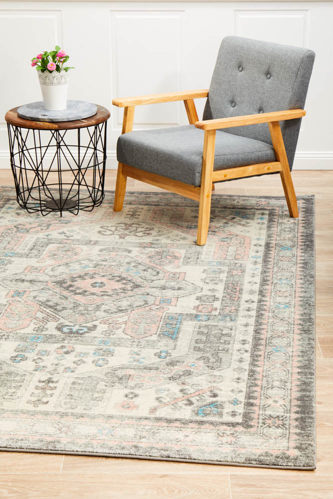 Avenue 704 Silver Rug