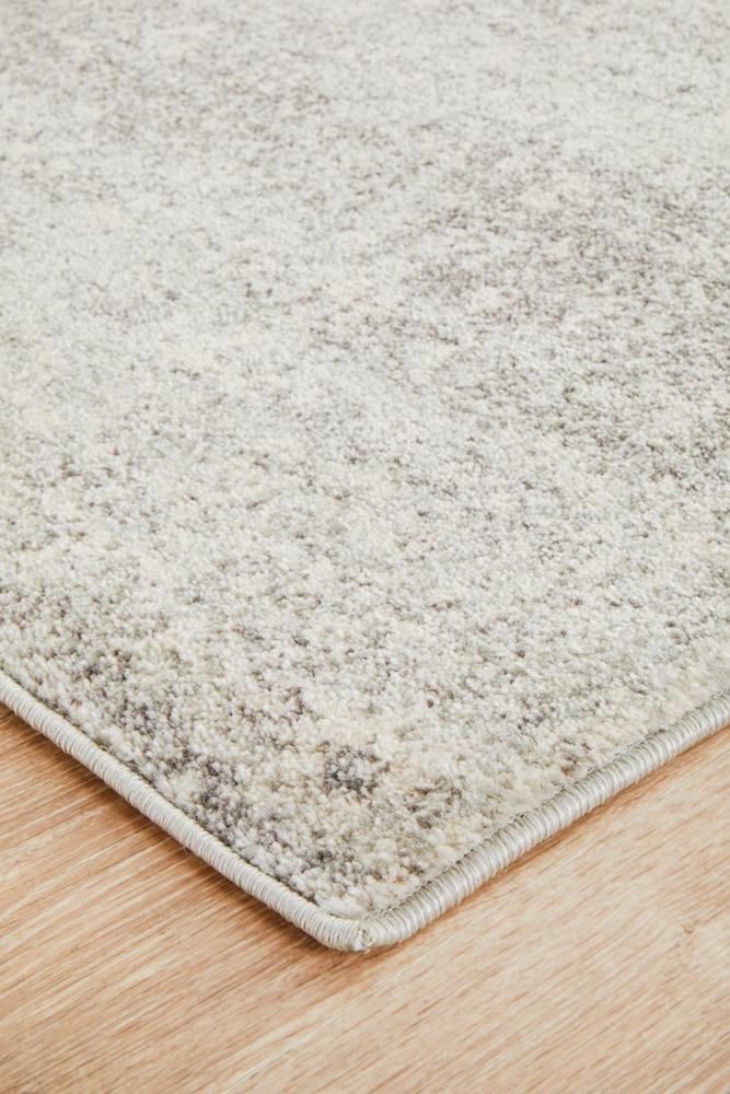 Evoke Shine Silver Transitional Runner Rug