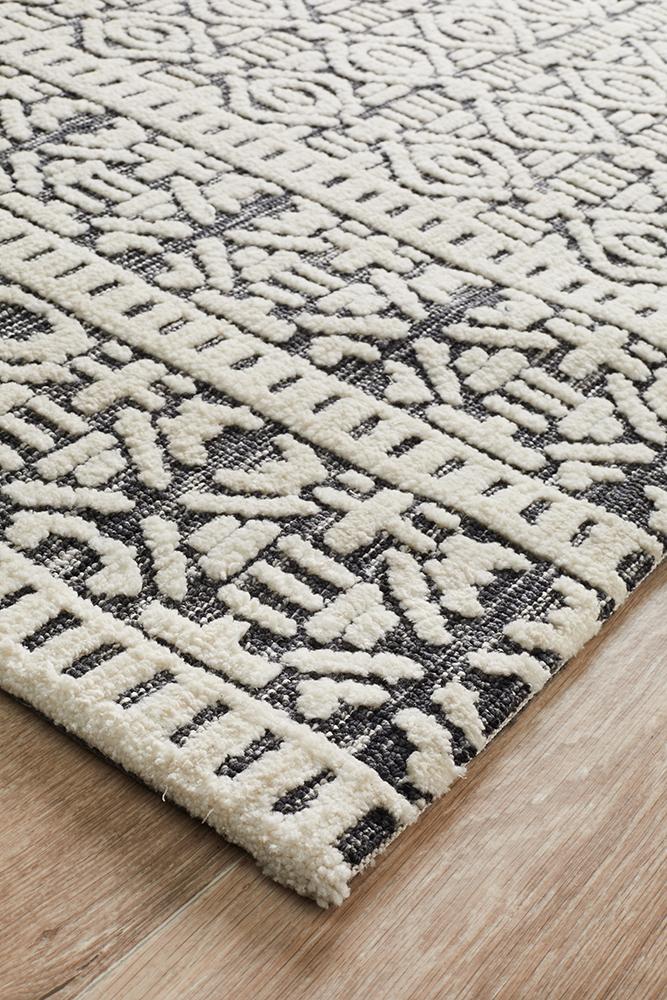 Levi Adonis Ivory Black Rug