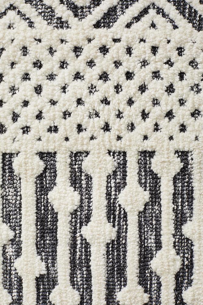 Levi Emma Ivory Black Rug