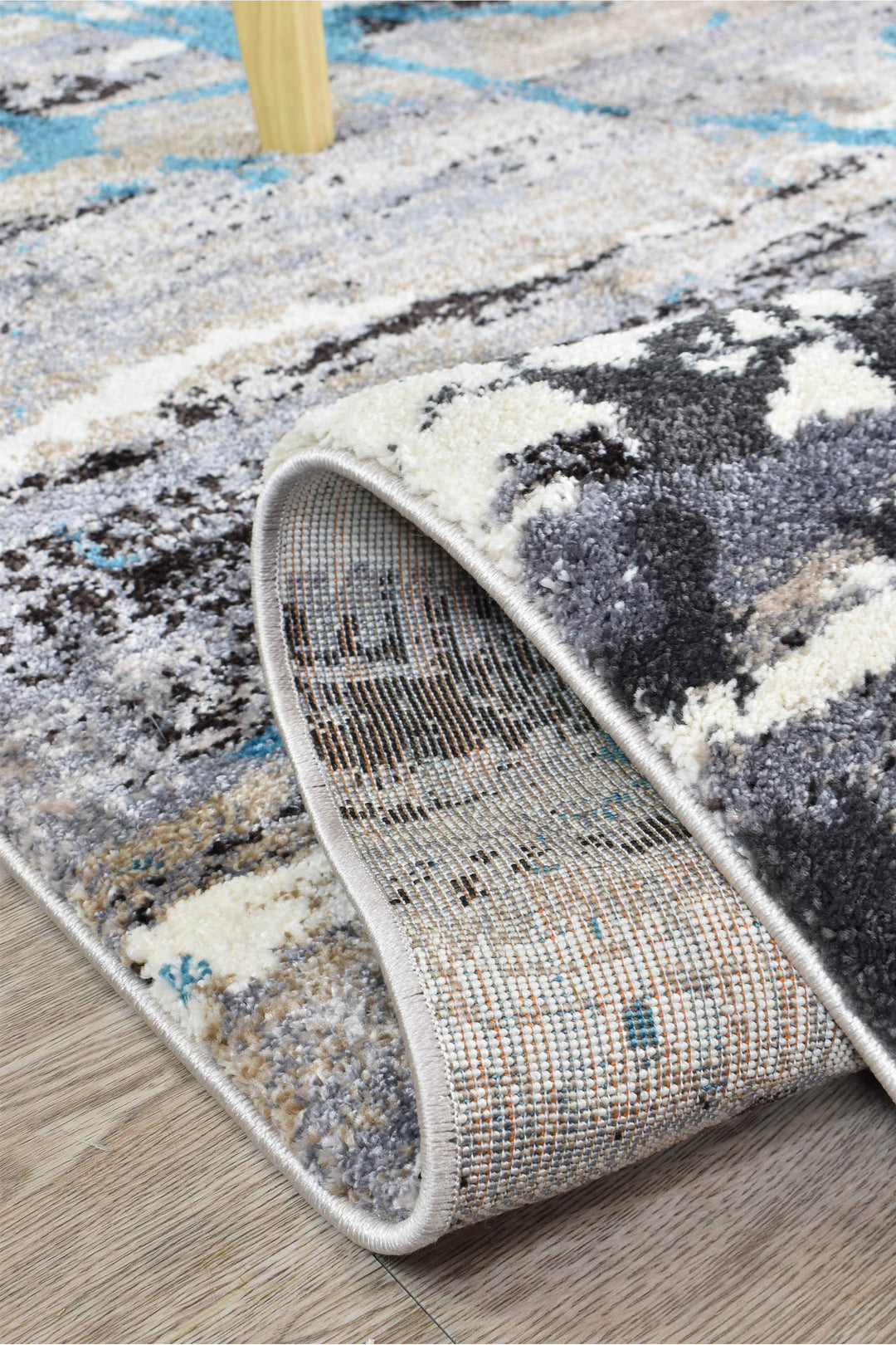 Dahlia 696 Beige Turquoise Rug