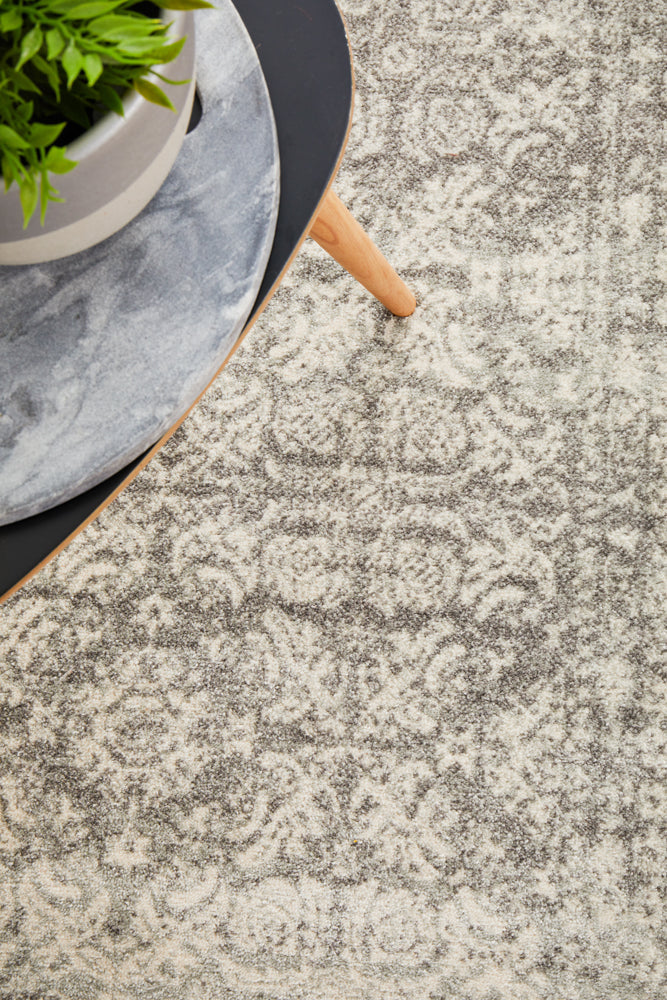 Mirage Gwyneth Stunning Transitional Silver Runner Rug