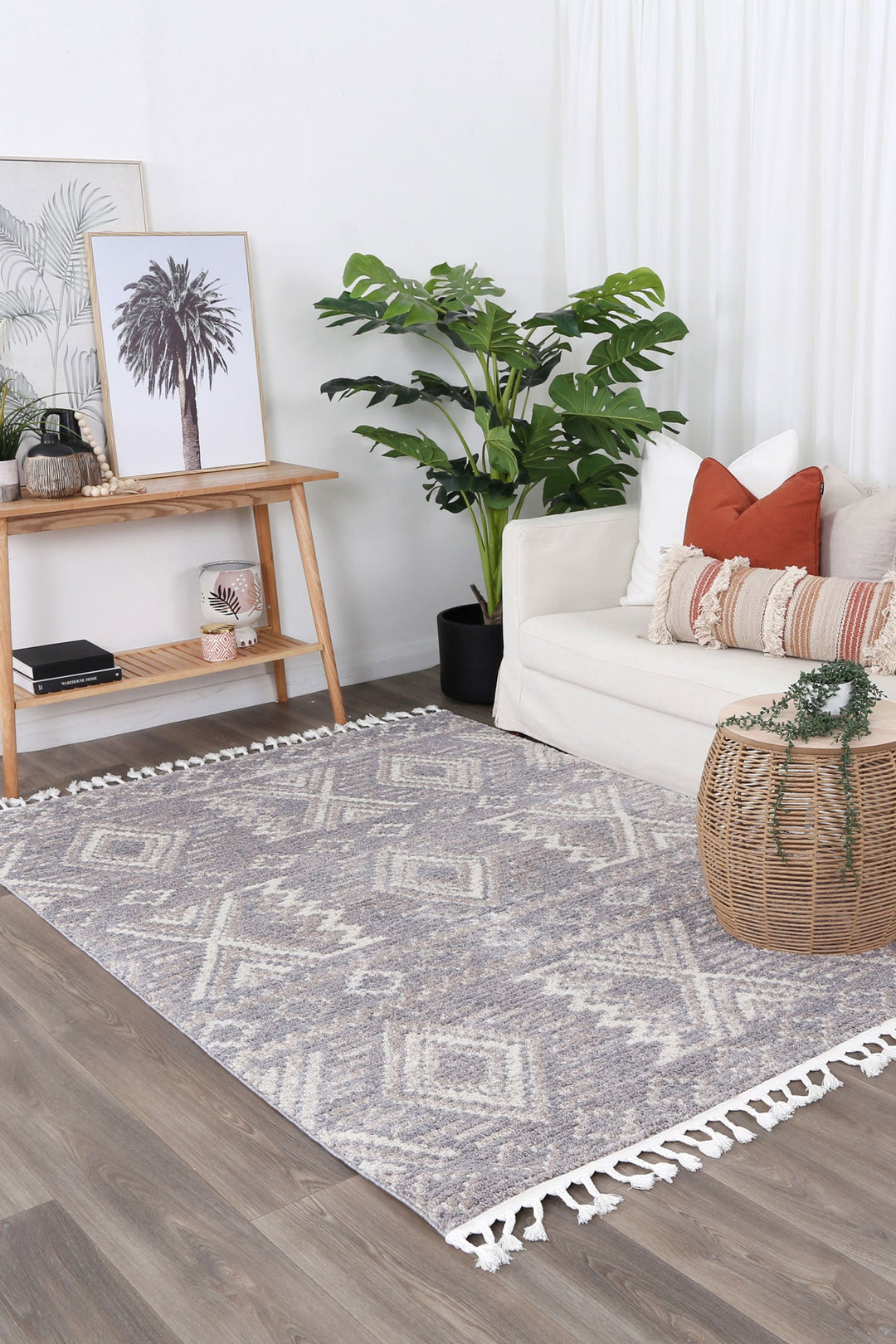 Boho Moroccan Ash Rug ( New Landed )