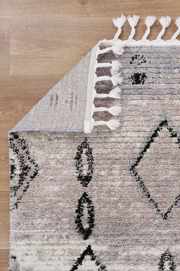 Boho Moroccan Tribal Diamond Ash Rug ( New Landed )