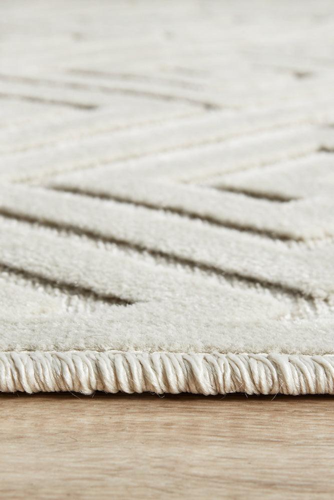 York Alice Natural White Runner Rug