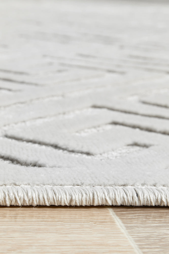 York Alice Natural White Rug